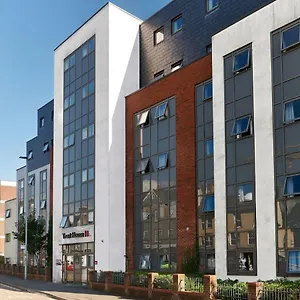 Cosy Ensuite Bedrooms At Trust House Near City Centre Exeter