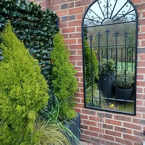 https://claro-mews-gem.yorkshirehotels.net